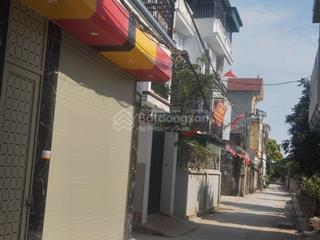 Bán nhà lô góc, otto ngủ trong nhà, độ chàng, quốc oai.dt 81/2 5 tầngmt 5.5m.giá 7,6 tỷ.