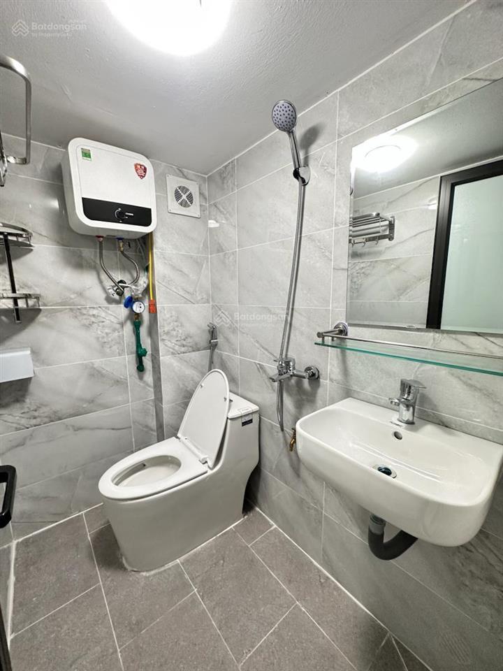 Bán chung cư mini. 32 phòng.dòng tiền 180 triệu/ tháng. dt 86m2 mt 5,5m  9 tầng. giá 36,8 tỷ