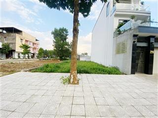 Giá chỉ 4,6 tỷ  đất đẹp nguyễn xiển 5x17m đường gần 10m