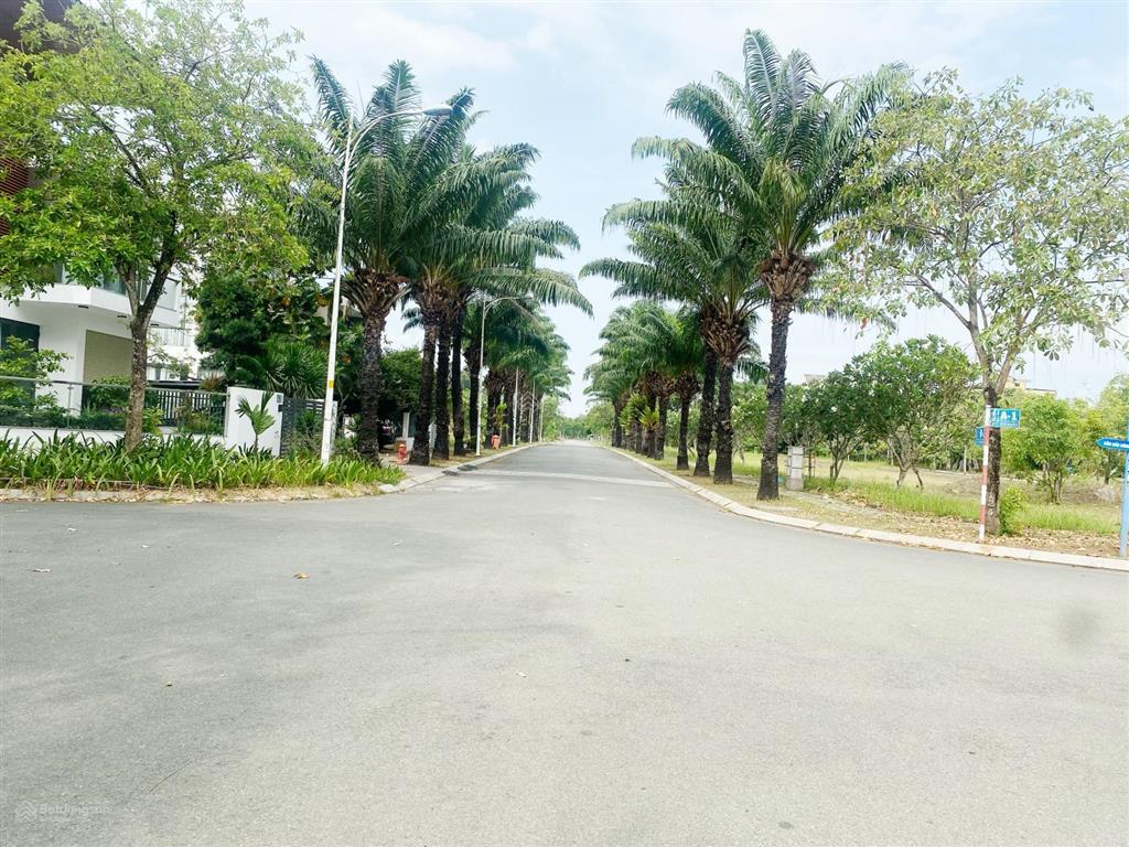 Đất đẹp 5,2m ngang 78m2 đường 10m thông thoáng gần khu công nghệ cao chỉ nhỉnh 4 tỷ