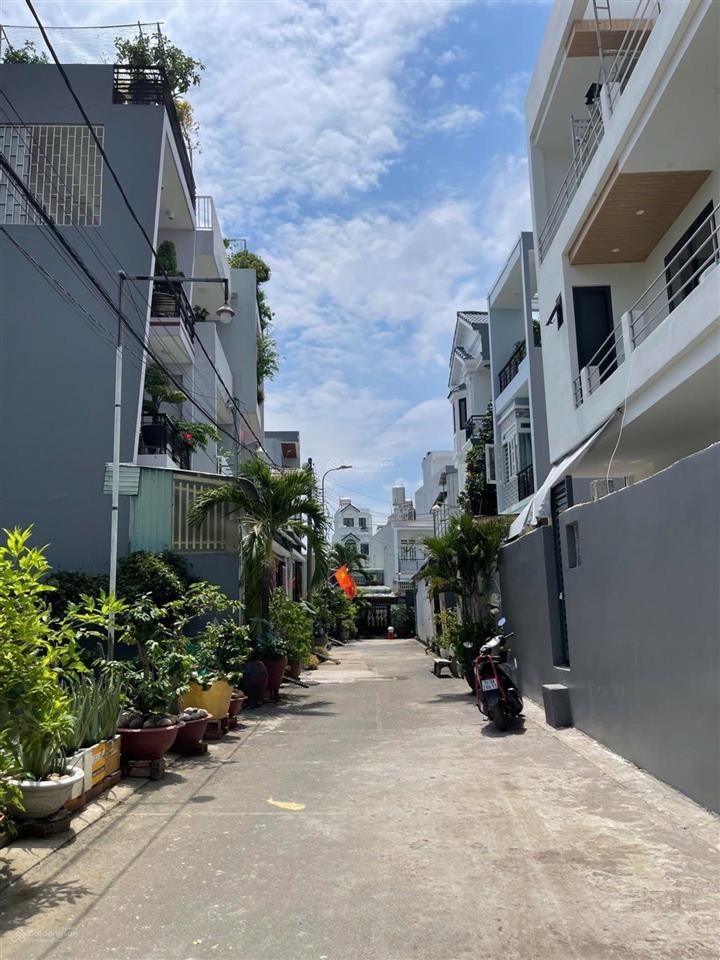 Bán đất 68m², ngang 4,5m, giá 3,65 tỷ, đường ô tô tránh, sổ riêng, trường lưu long trường