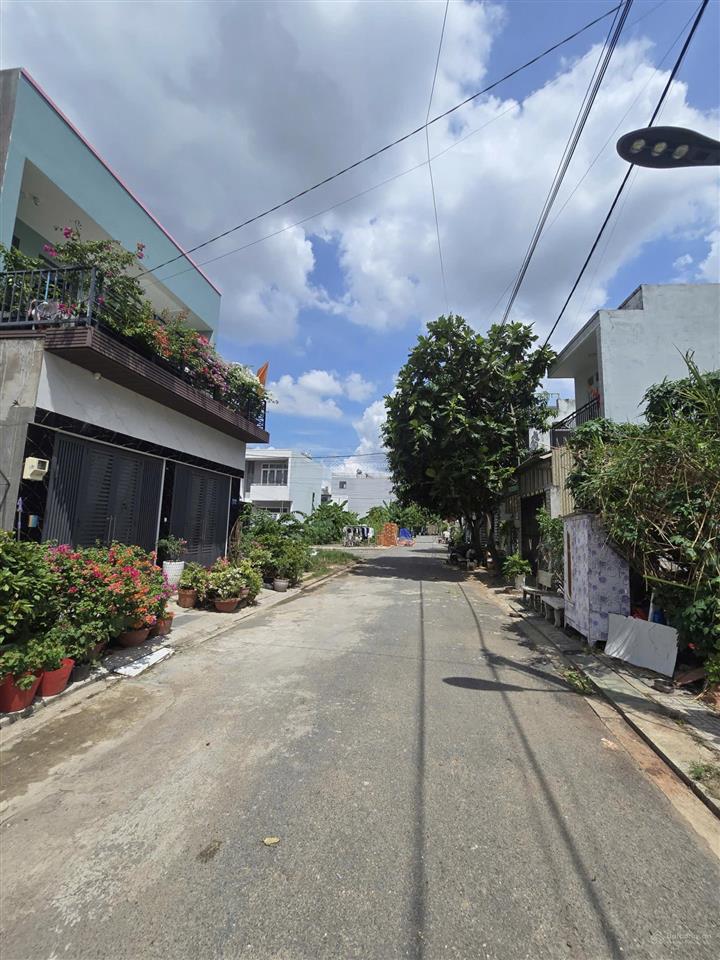 3 tỷ, giá hiếm nha mọi người, lô đất đẹp 51m2, đường thông 7m, sổ riêng, võ văn hát, long trường