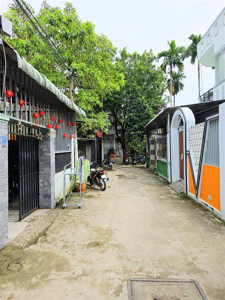 5 tỷ sở hữu ngay nhà đẹp 82,5m ngang 5m đường ô tô đậu tận cửa, sổ hồng riêng, hoàn công đủ