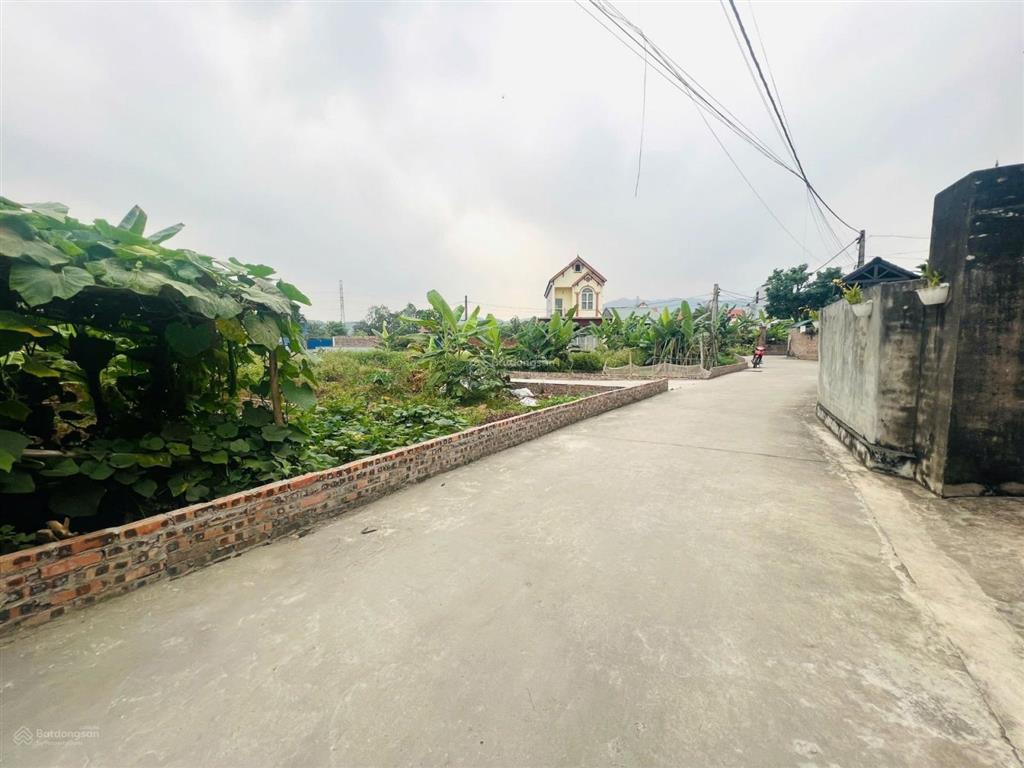 Đất đẹp phù linh  ngõ thông ô tô  full thổ cư  giá đầu tư cực tốt