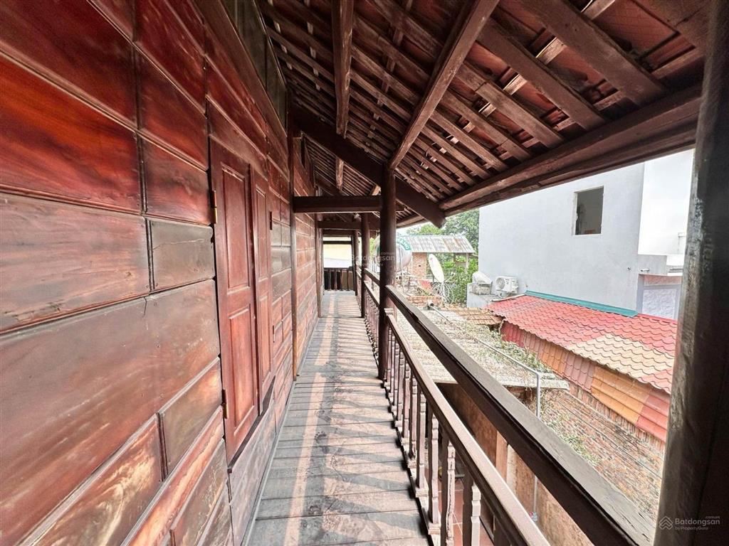 Căn hộ nổi bật trong dự án nhà sàn gỗ 2 tầng  nghỉ dưỡng đẳng cấp  ô tô ngủ trong nhà