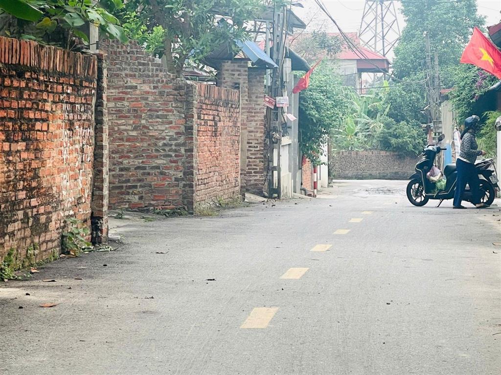 Bán 80.8m2 đất thổ cư vệ linh, phù linh, sóc sơn  đường nhựa 7m  sát võ nguyên giáp kéo dài