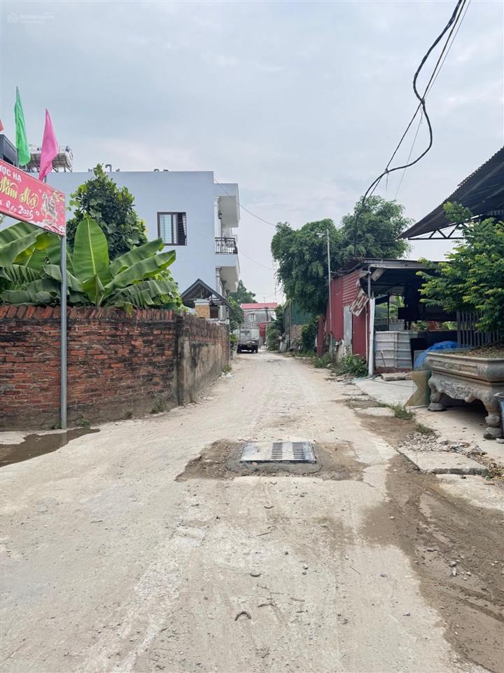 Đất sóc sơn 318,5m2 mặt tiền 16,2m ô tô vào tận đất giá 5tỷ