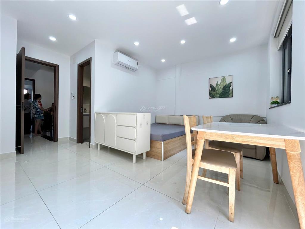 Căn hộ 1pn ban công 41m2 máy giặt sấy riêng full nội thất ngay ngã 4 quận phú nhuận tiện qua q1