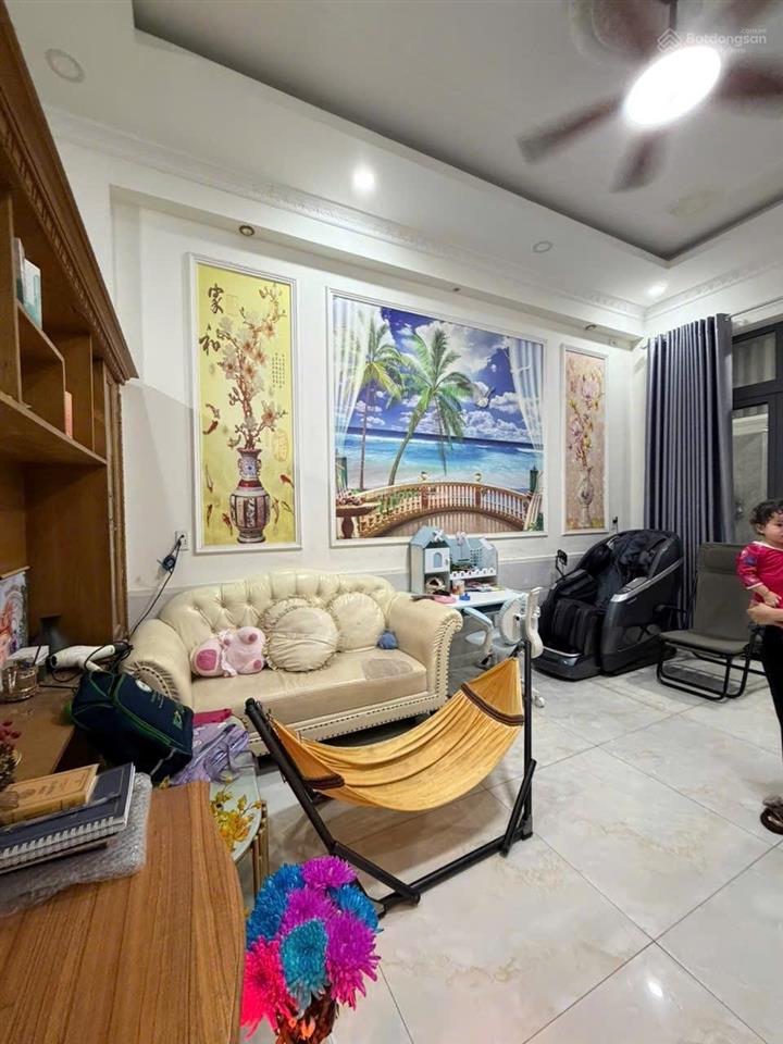 Bán nhà 1t1l (dt 64m2) sổ riêng thổ cư 100% đường nhựa 6m kdc vip hoá an. giá chỉ 3,1 tỷ