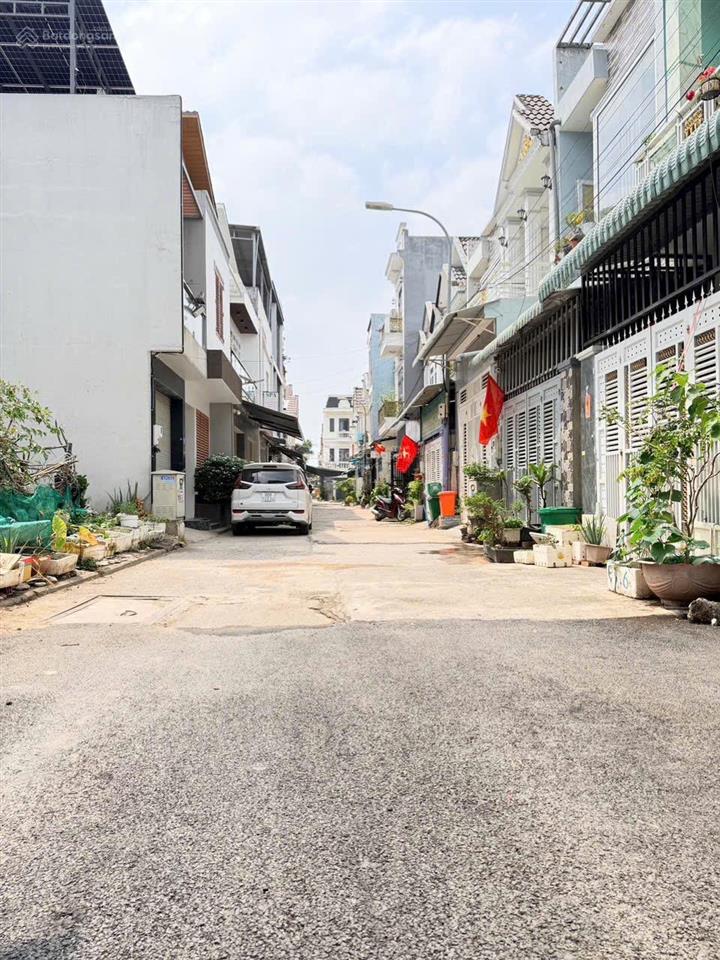 Bán nhà 1t1l (dt 64m2) sổ riêng thổ cư 100% đường nhựa 6m kdc vip hoá an. giá chỉ 3,1 tỷ