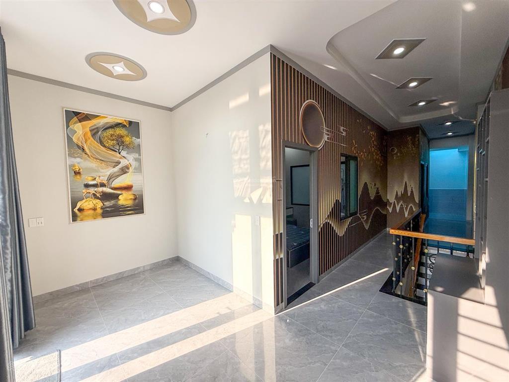 Bán nhà mái thái 1t1l (sổ hoàn công) vị trí kinh doanh thông ra chợ tân vạn. giá chỉ 4,650 tỷ