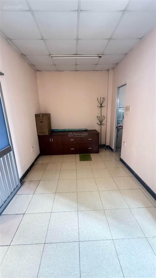 Bán nhà 2 tầng có sân vườn, trần xuân soạn, tân hưng, quận 7, ngang gần 5m, rộng thoáng mát
