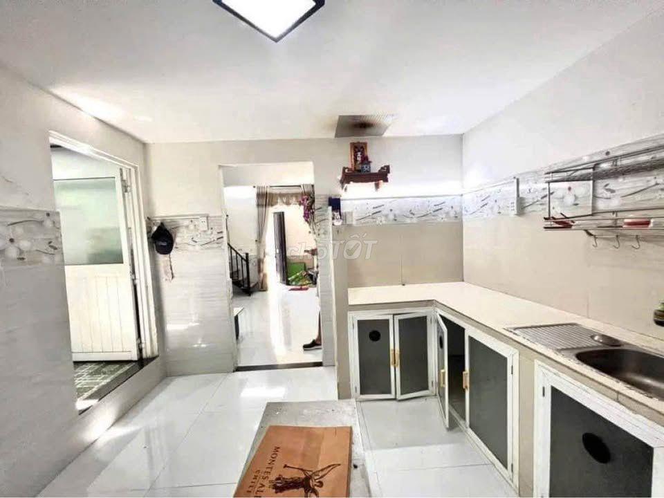 TRUNG TÂM QUẬN 9 - NHÀ 2 TẦNG - PHÁP LÝ SẠCH - CHỈ 2,99 TỶ