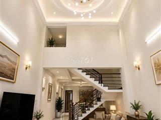 BÁN NHÀ HXH TRẦN HƯNG ĐẠO - 3 TẦNG - 3PN - SÂN Ô TÔ - 68M² - 5,5 TỶ