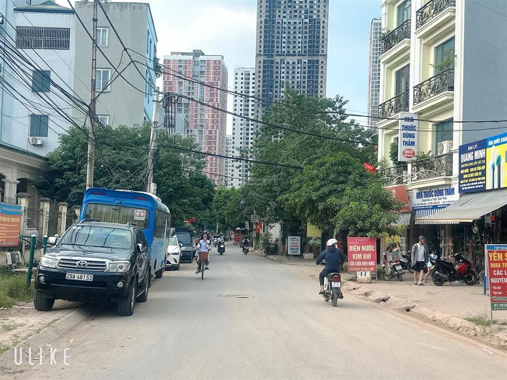 Ngủ ra tiền, toà nhà biên giang hà đông, 192 m2, 7 tầng, thang máy, ôtô 45c tránh. chỉ hơn 28 tỷ