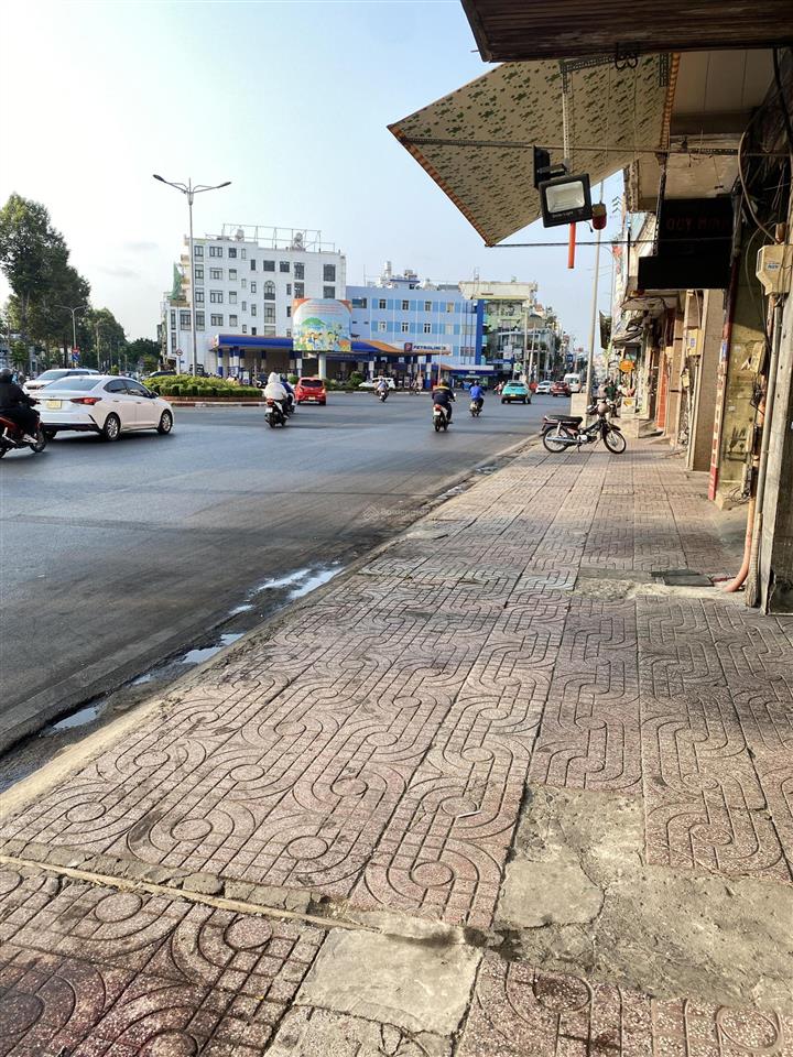 Cho thuê mặt bằng lý thường kiệt, q.tân bình, giá cực chất 22 triệu, 72 m2