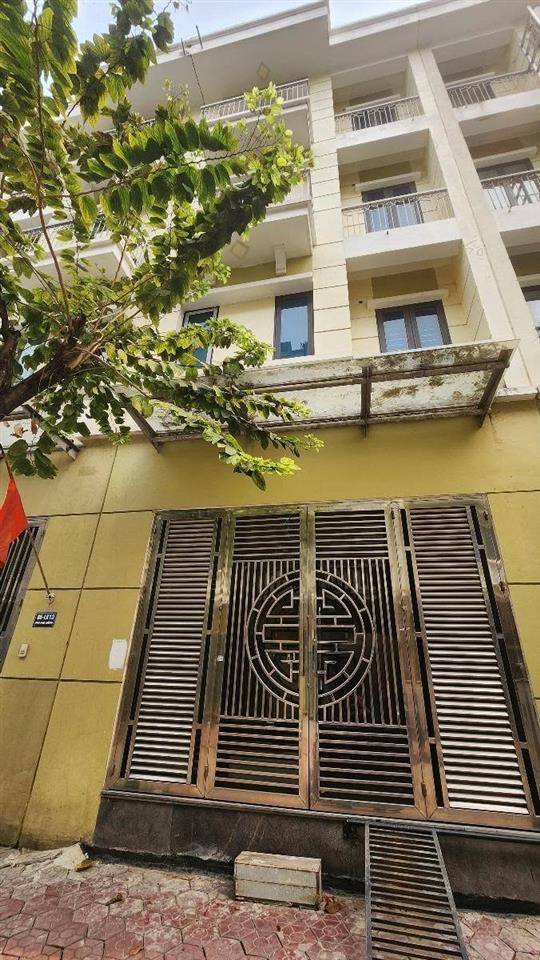 Nhà đẹp Thượng Thanh,long biên 12 tỷ 60m phân lô ô tô,nhà sạch sẵn sàng vào ở