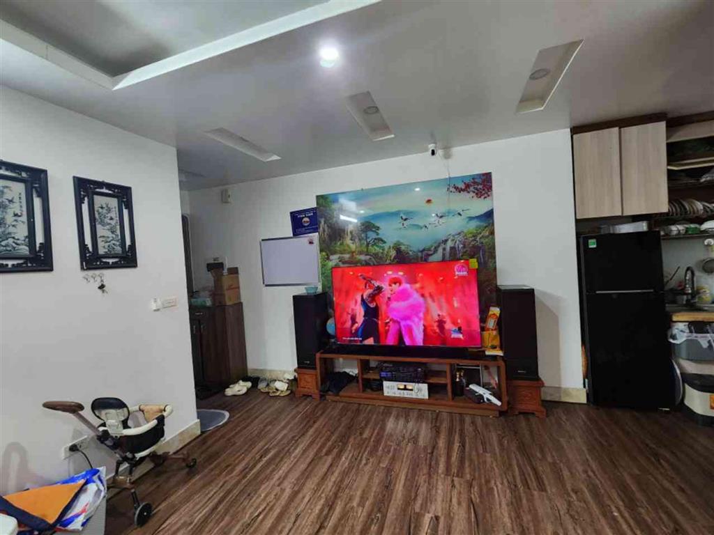 Căn hộ Ruby City  4,2 tỷ 70m sẵn 3 ngủ,sổ đỏ đầy đủ,tầng view đẹp, Long Biên