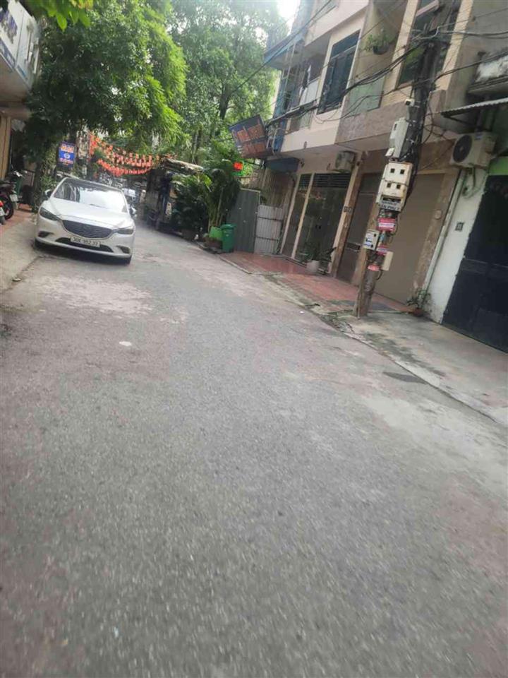 Nguyễn Văn Cừ ô tô lùi cửa 9 tỷ 50m Nhà c4 bán đất tặng nhà Long Biên