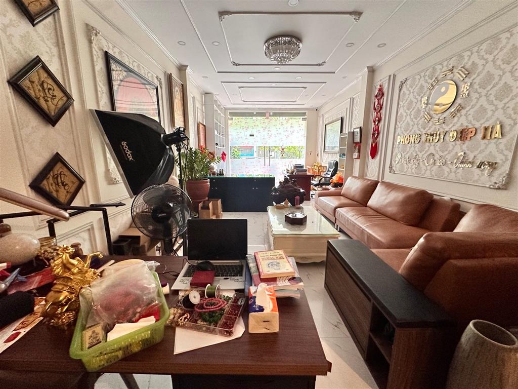 Phân lô ô tô Đức Giang Long Biên 12 tỷ 70m gần phố