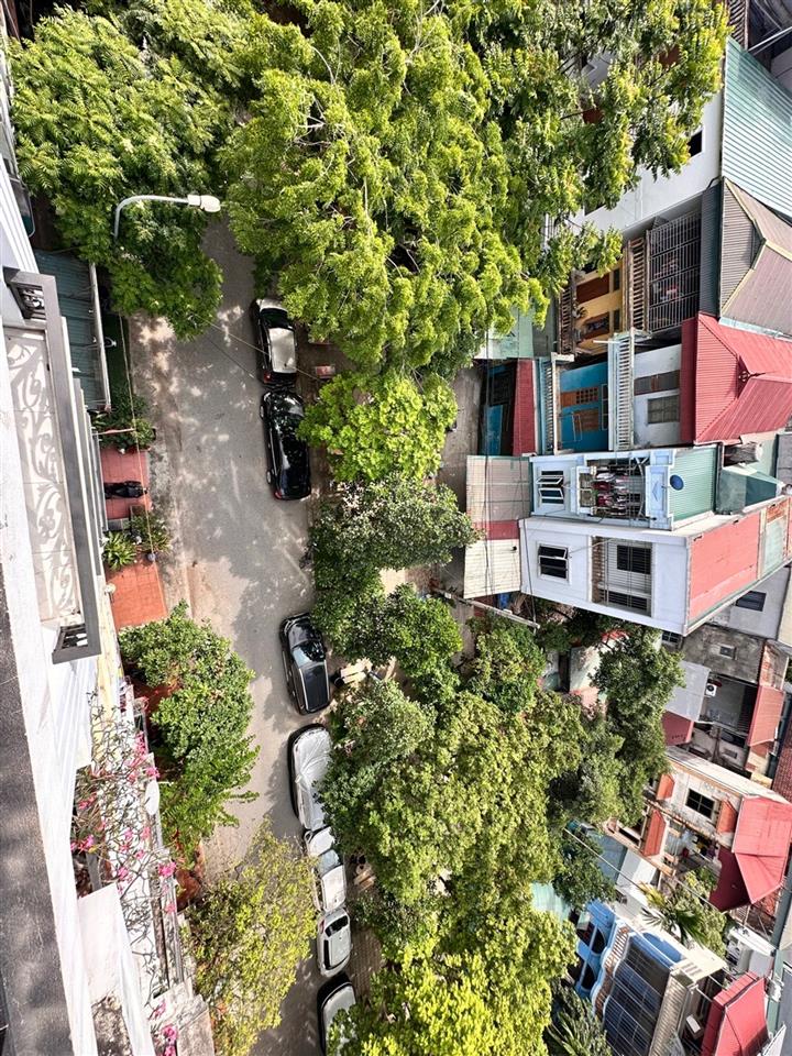 Phân lô ô tô Đức Giang Long Biên 12 tỷ 70m gần phố