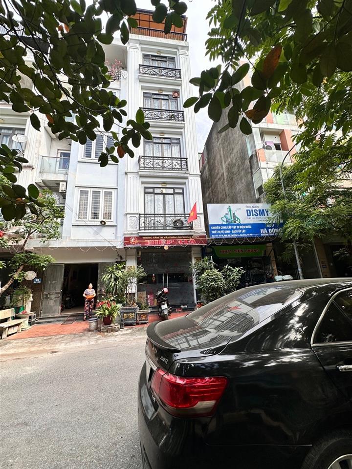 Phân lô ô tô Đức Giang Long Biên 12 tỷ 70m gần phố