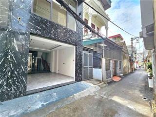 Bán nhà Long Biên 9 tỷ 40m Gara,Thang máy,nhà mới