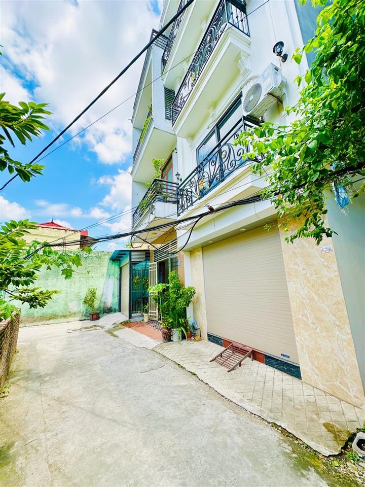 Bán nhà Thạch Bàn lô góc ngõ thông 7 tỷ 35m,sổ đỏ