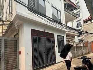 Bán nhà Bát Khối lô góc 8 tỷ 36m ô tô qua nhà,sổ đỏ long biên