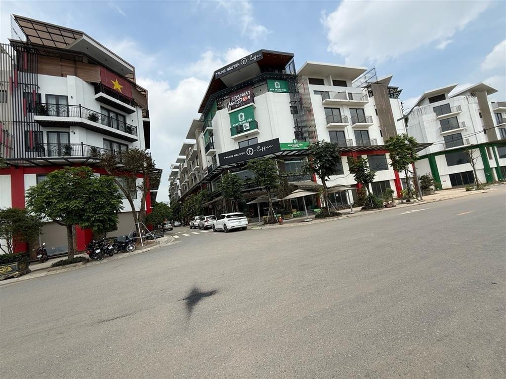 Siêu phẩm lô góc Khai Sơn 65 tỷ 130m mặt tiền 21m