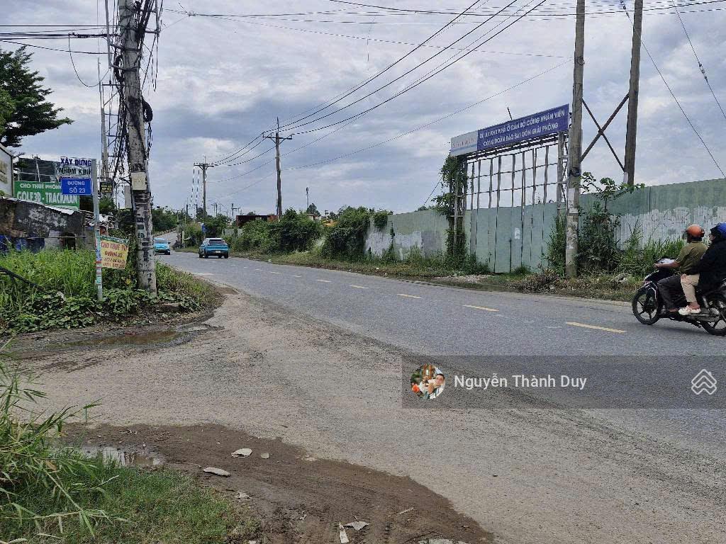 Góc 2 mặt tiền đường nguyễn xiển gần bên vinhomes grand park đối diện dự án báo sài gòn giải phóng