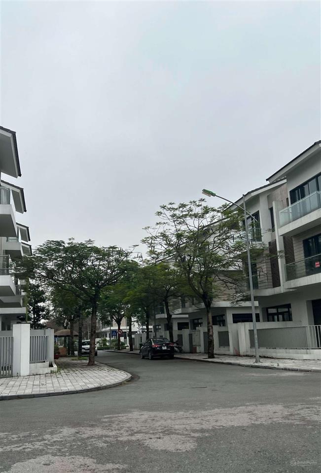 Chủ nhà bán gấp biệt thự hiếm rẻ nhất hà đông đónđầu dự án lớnbđsnơi trú ẩn an toàn 230m chỉ 32tỷ