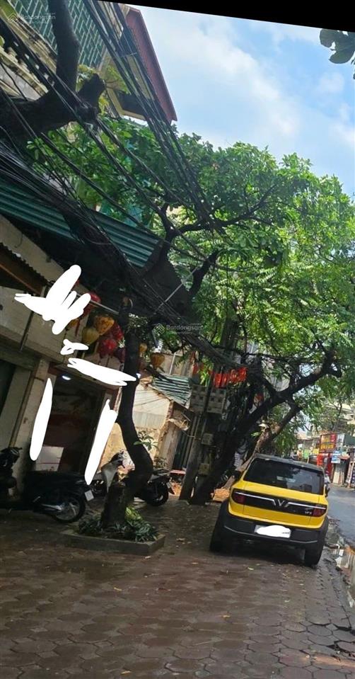 Chính chủ nhờ em bán nhà mặt phố ph.văn quánvỉa hè đá bóngdòng tiền ổn định42m24t*3pn17 tỷ 5