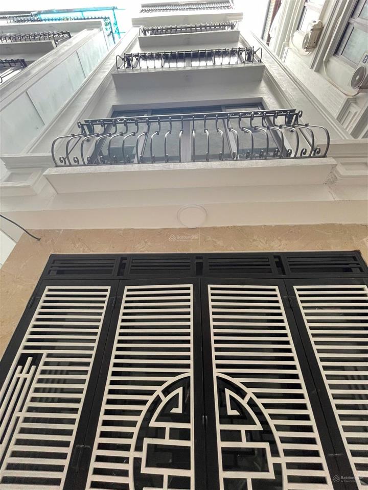 Chính chủ nhờ em bán nhà trung tâm hà đông mới tinhô tô đỗ cửanở hậu lộc lá36m*5t*3n6 tỷ 85 ctl