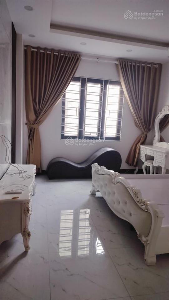 Chủ nhờ bán nhà đống đa góc 3thoáng mt 10m, ra ôtô tránh, 90m ra trục chính dòng tiền đều 62m 14tỷ9