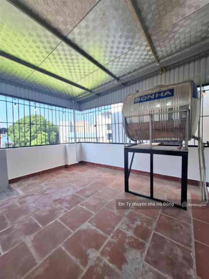 Chủ nhờ em bán nhà tây mỗview hồ thoáng mát10m ra đường lớnmặt tiền rộngfull đồ40m24t8tỷ3