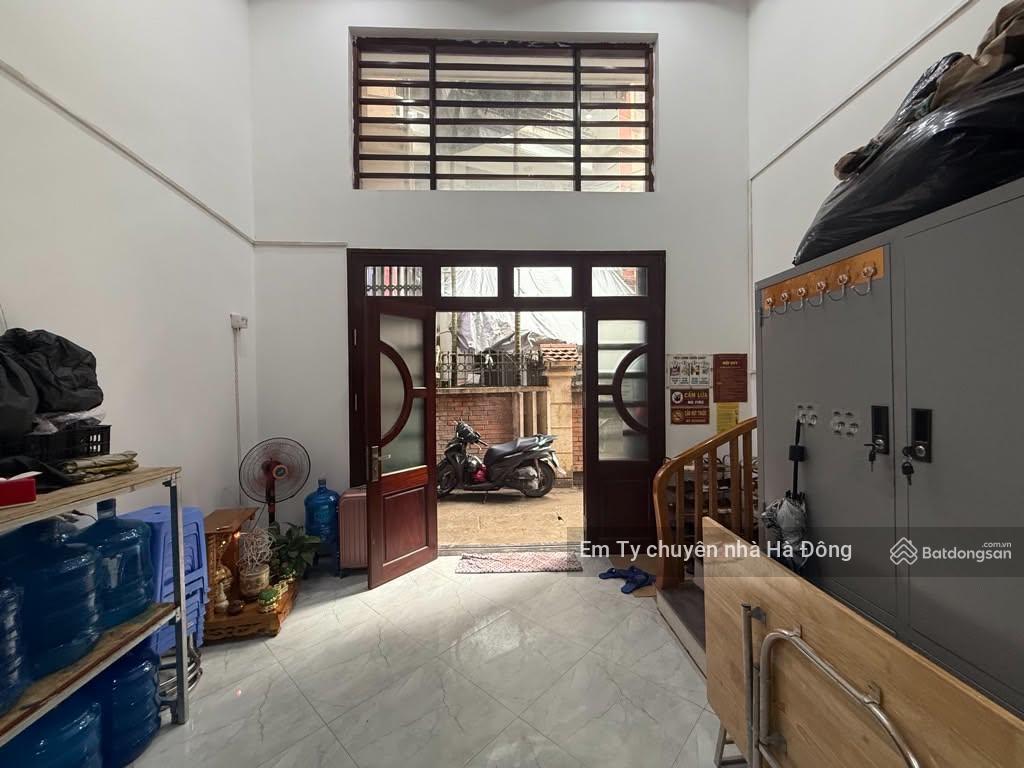 Chủ nhờ em bán nhà kiến hưngcách phố vài bước6 phòng 30 giườngthu 70tr/tháng36m25t6.95 tỷ