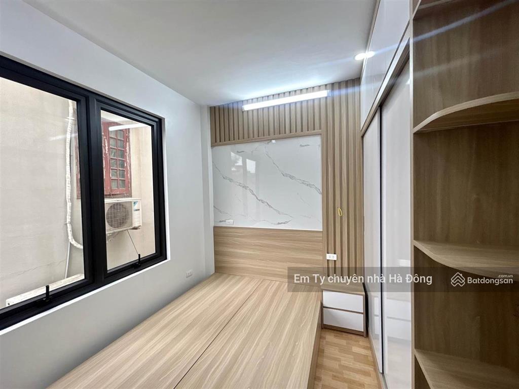 Chính chủ thiện chí nhờ bán phú lươngcam kết không qhô tô tránhvỉa hè rộng31m² 3 tầng5 tỷ 4