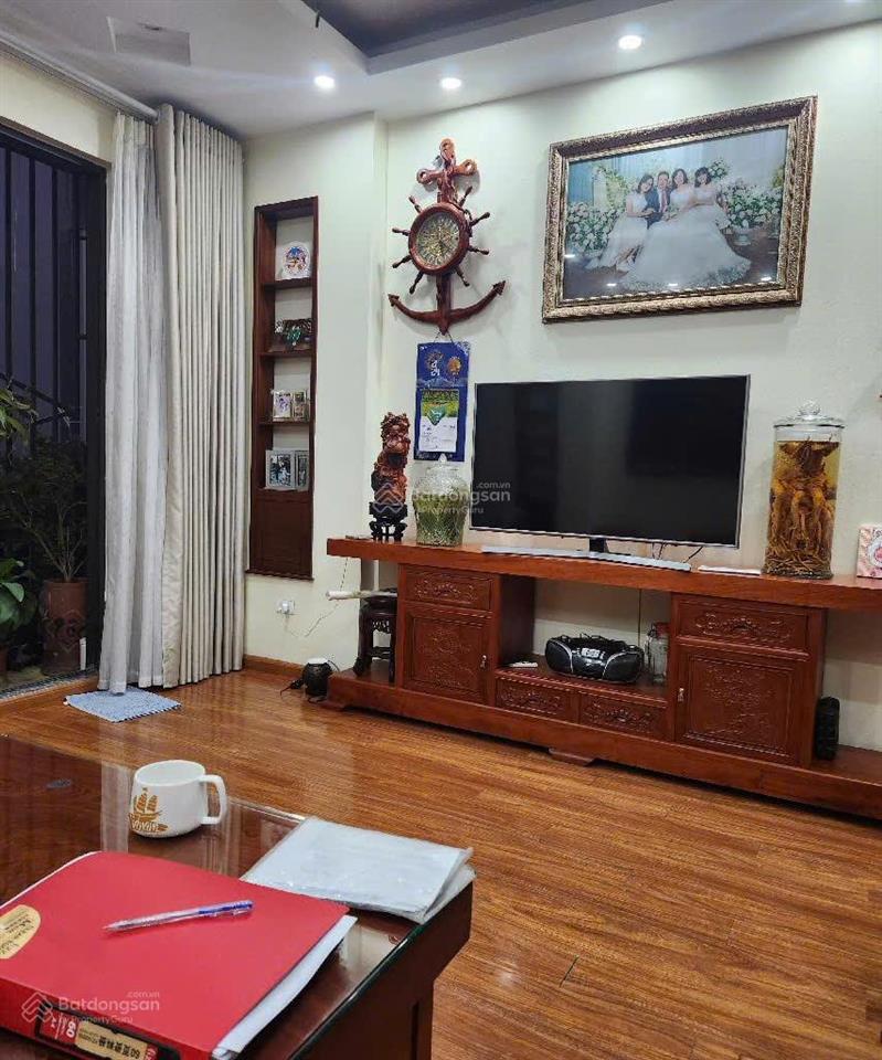 Chính chủ nhờ bán nhà dương nộinhà dân xâyview hồ điều hòaô tô tải qua nhà48m²5 tầng12 tỷ 2
