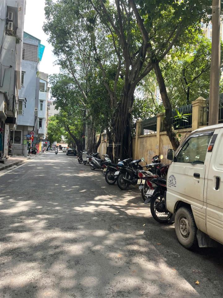 Chính chủ nhờ bán nhà dương nộinhà dân xâyview hồ điều hòaô tô tải qua nhà48m²5 tầng12 tỷ 2