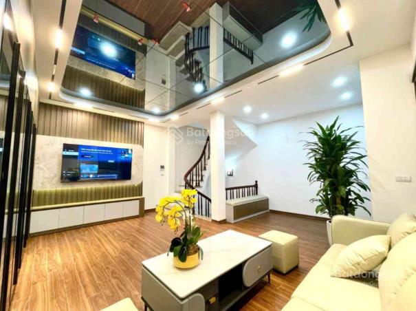 Chính chủ thiện chí nhờ nhà kiến hưngnhà đẹp ở ngaygần hồô tô đỗ gần nhà30m²5 tầng6 tỷ 25