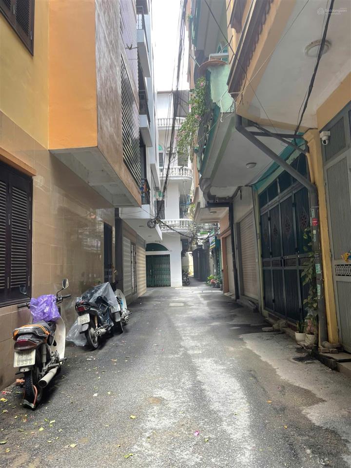 Chính chủ thiện chí nhờ nhà kiến hưngnhà đẹp ở ngaygần hồô tô đỗ gần nhà30m²5 tầng6 tỷ 25