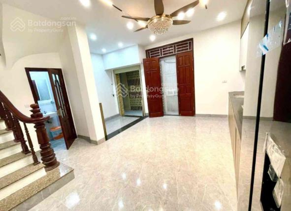 Chính chủ thiện chí nhờ nhà kiến hưngnhà đẹp ở ngaygần hồô tô đỗ gần nhà30m²5 tầng6 tỷ 25