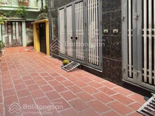 Chủ thiện chí nhờ bán nhà yên nghĩa3 mặt thoángsau nhà view sân geleximcogần oto31m²5t5 tỷ 8