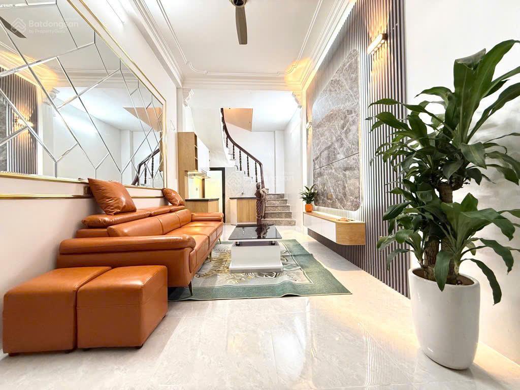 Chính chủ bán nhà phú lươngcam kết không qhthoáng trước saudân xây chắc chắndt 57m2giá 8 tỷ 6