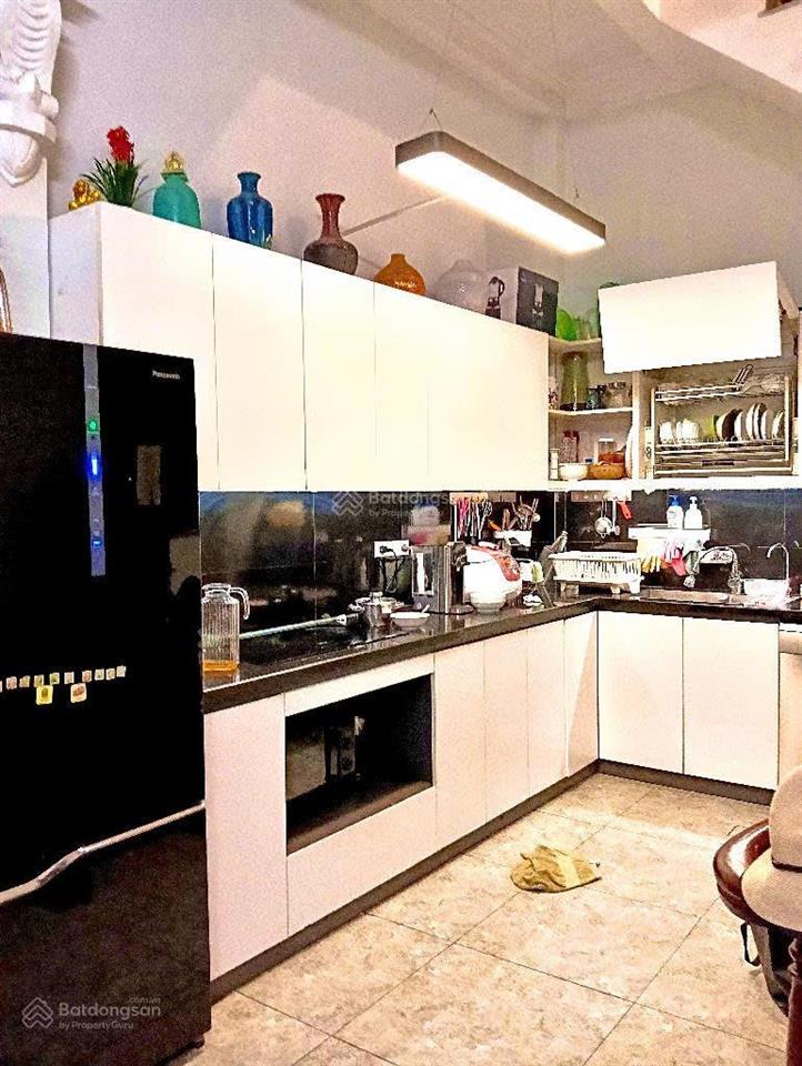 Chính chủ nhờ bán nhà dương nộicam kết không qhlô gócngõ thôngkinh doanhdt 40m2giá 6 tỷ 4