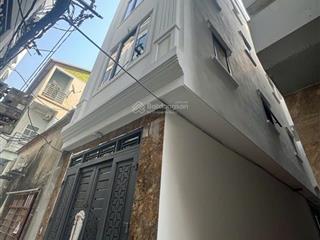 Chính chủ nhờ bán nhà hà trì lô góc, ngõ thông vài bước ra mặt phố dòng tiền, nội thất gỗ xịn, 45m2