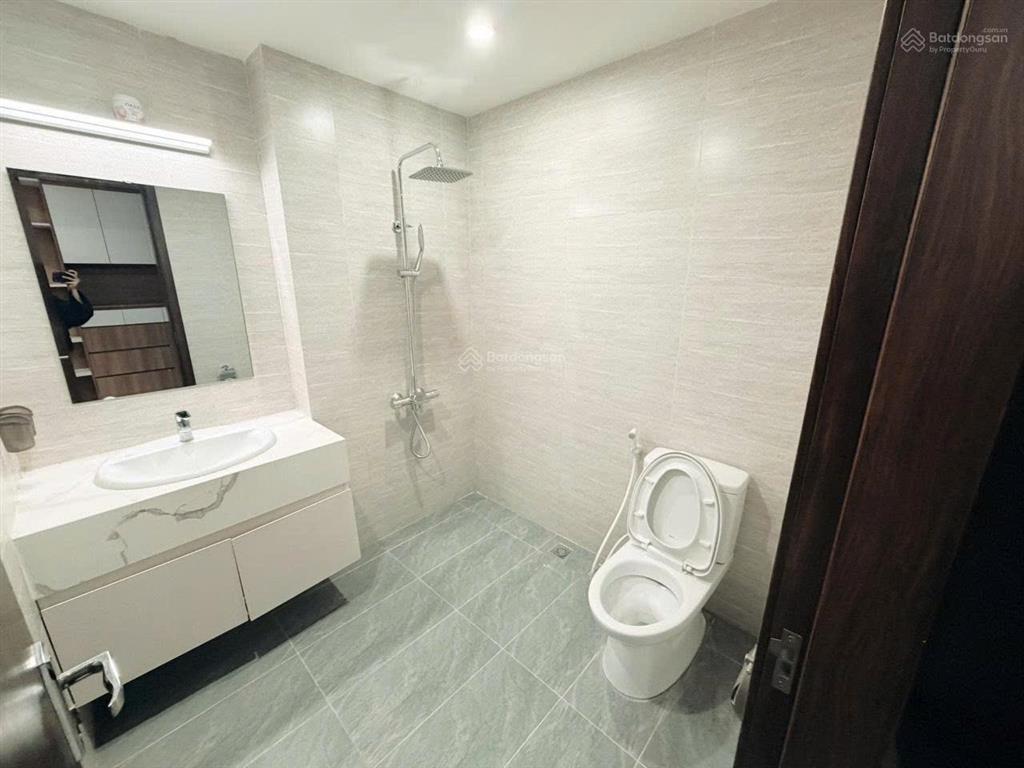 Chính chủ cần bán căn hộ phú thịnh 65m2, 2pn, 2wc siêu đẹp giá chỉ nhỉnh 5 tỷ.  0854 478 ***