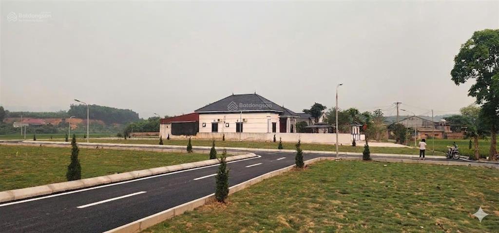 Chỉ với hơn 300 triệu sở hữu ngay lô đất tại thì trận ba hàng đồi