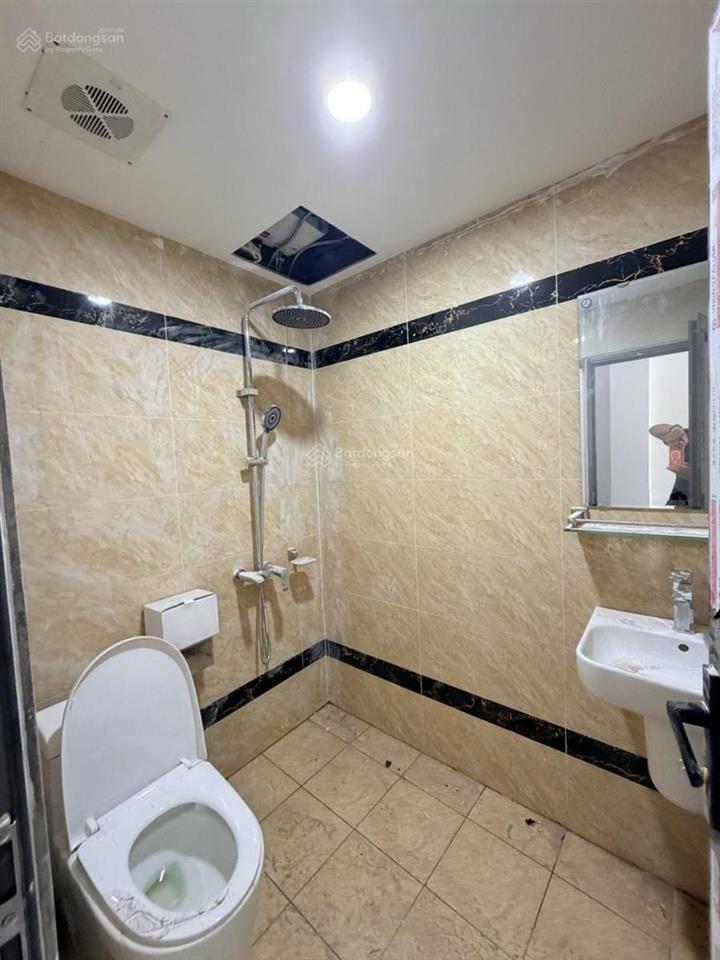 Bán nhà võ thị sáu, hai bà trưng, thoáng trước sau, ngõ rộng gần 5m, 33m2, 5 tầng, dưới 9 tỷ